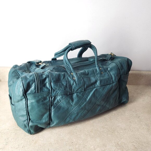 Carroll Goods Top Grain Leather Soft green large Duffle Bag Zip Shoulder strap - Picture 4 of 16